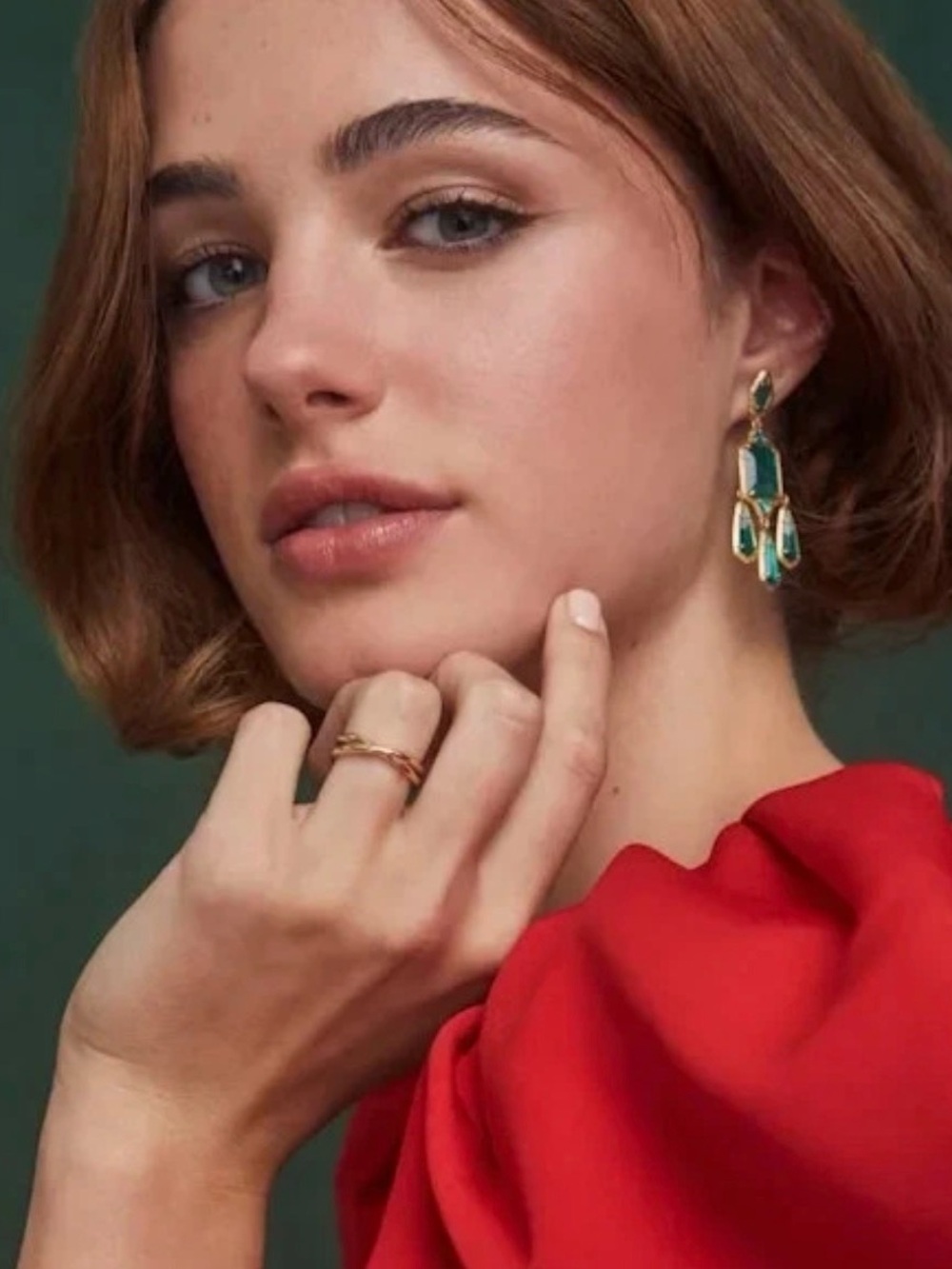 DISNEY X KENDRA SCOTT SNOW WHITE THE QUEEN VINTAGE GOLD GREEN STATEMENT EARRINGS - Picture 6 of 6